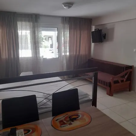 Indigo Luxury Apartamento Olympiakí Aktí