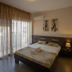 Indigo Luxury Olympiakí Aktí