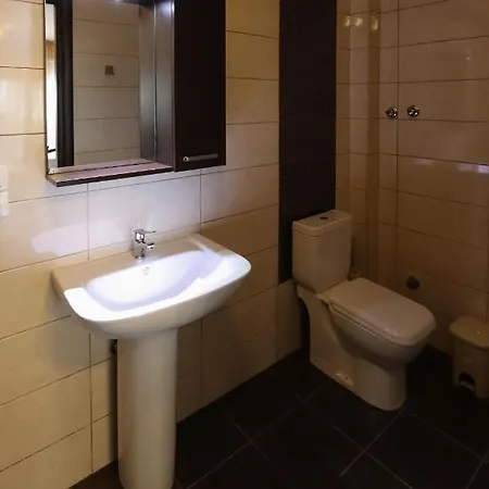 Indigo Luxury Olympiakí Aktí