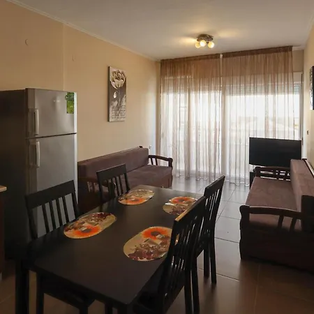 Indigo Luxury Apartman Olympiakí Aktí